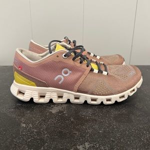 On Cloud Running Shoes